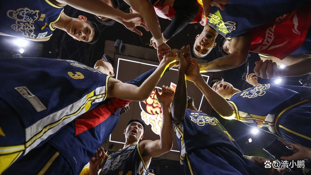 德国杯冲刺阶段热度飙升勇士带队取胜，广东宏远窗口期外线爆发直接炸裂 